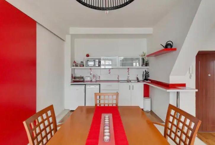 Lenka'S Cozy Red Studio + Lenka'S Cozy Gold Apartment Prague Exterior photo